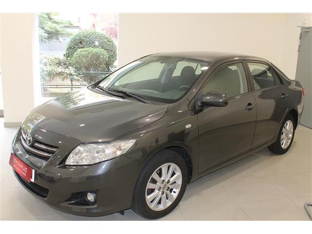 Toyota Corolla Sedán 1.6 VVT-i Sol