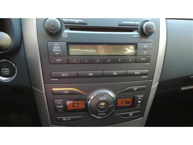 Toyota Corolla Sedán 1.6 VVT-i Sol