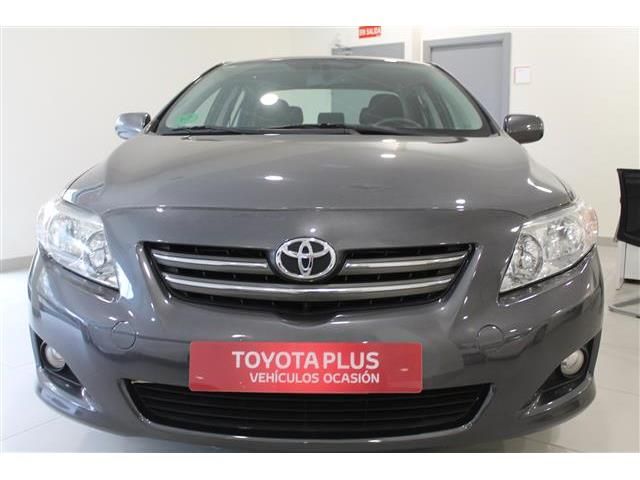 Toyota Corolla Sedán 1.6 VVT-i Sol
