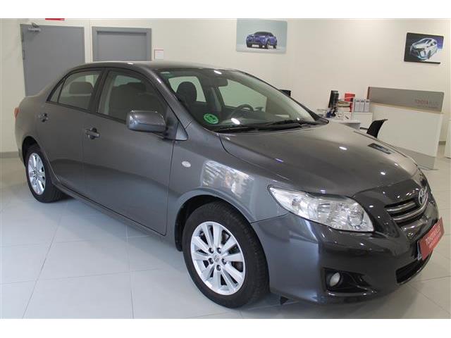 Toyota Corolla Sedán 1.6 VVT-i Sol