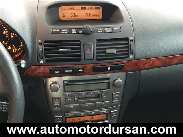 Toyota Avensis Avensis 2.2 D4D * Cuero * Xenon * Llantas * Asient