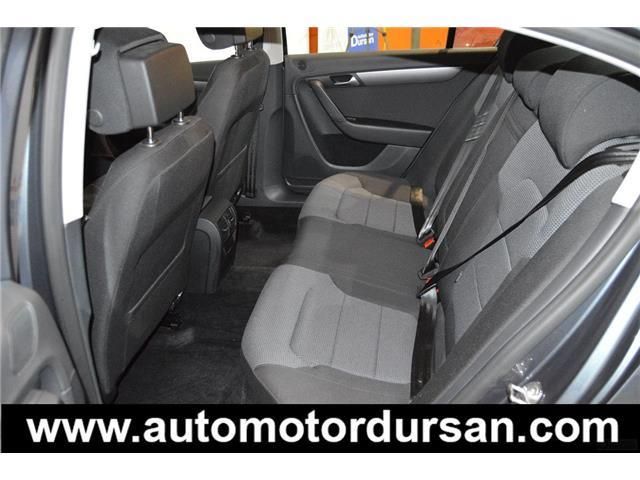 Volkswagen Passat PASSAT 2.0 TDI* Aparca solo * Xenon