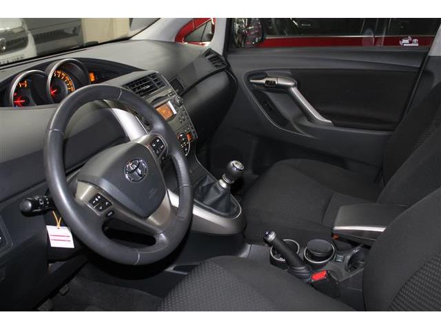 Toyota Verso 2.0D4D Advance