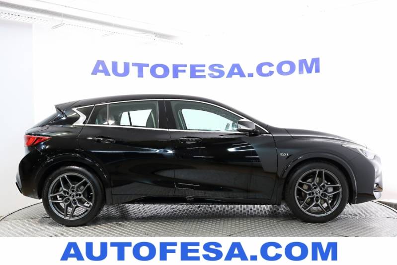 Infiniti Q30 S 2.0T Sport 211cv AWD Auto 5p S/S