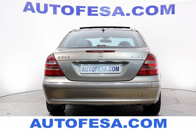 Mercedes-Benz E 500 E 500 200cv Elegance 4Matic 4p Auto