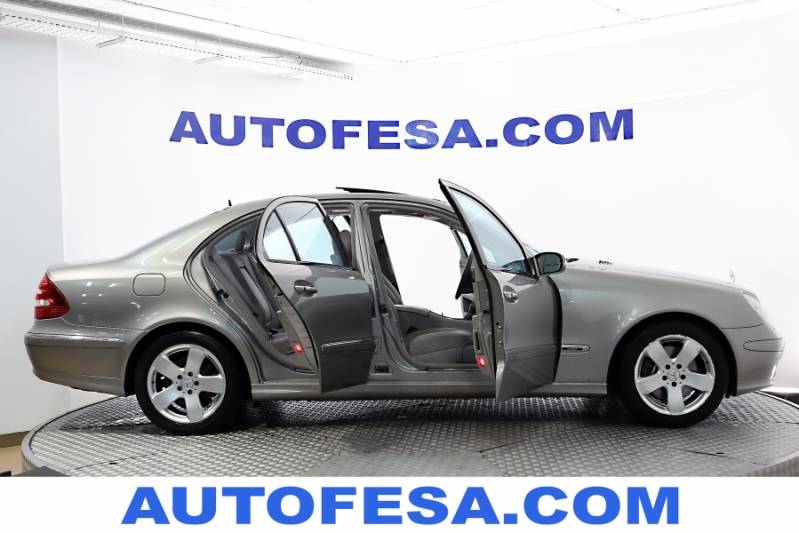 Mercedes-Benz E 500 E 500 200cv Elegance 4Matic 4p Auto