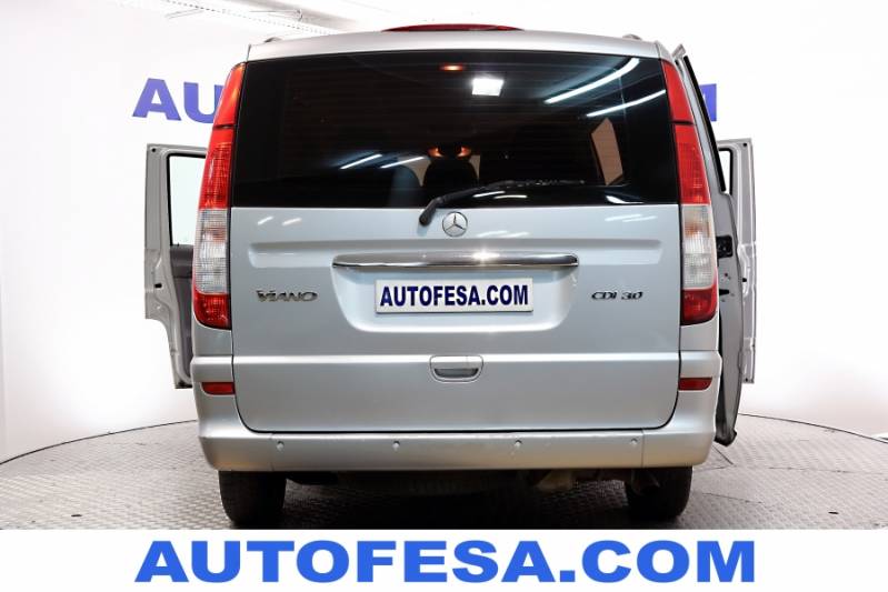Mercedes-Benz Viano 3.0 CDI 204cv Ambiente Largo  Auto 7 plazas 4p