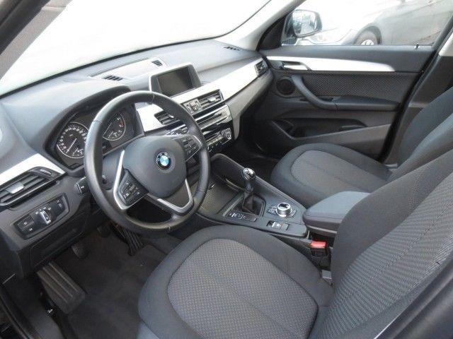 BMW X1 sDrive 18d Advantage, LED, PDC, Calef asient, NAV