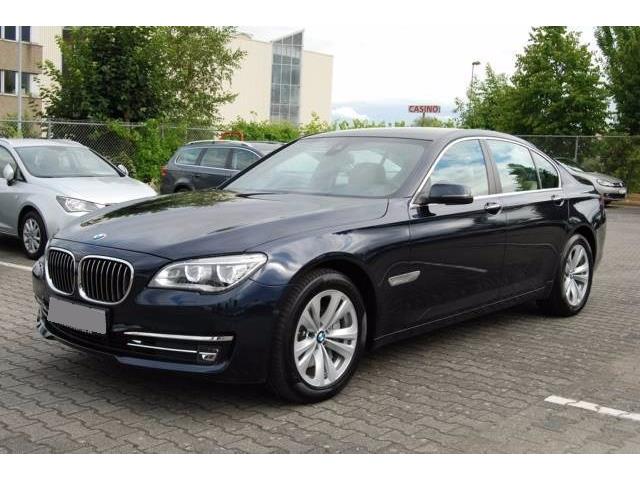 BMW 740 dAut. Xenon, Head-up, Cámara, Surround View, NAV