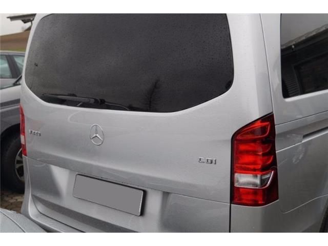 Mercedes-Benz V 220 CDI Aut. 7G Largo, Paq Sport, 7 PLAZAS,PDC, NAV