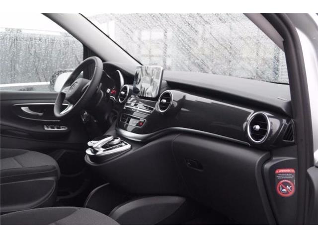 Mercedes-Benz V 220 CDI Aut. 7G Largo, Paq Sport, 7 PLAZAS,PDC, NAV