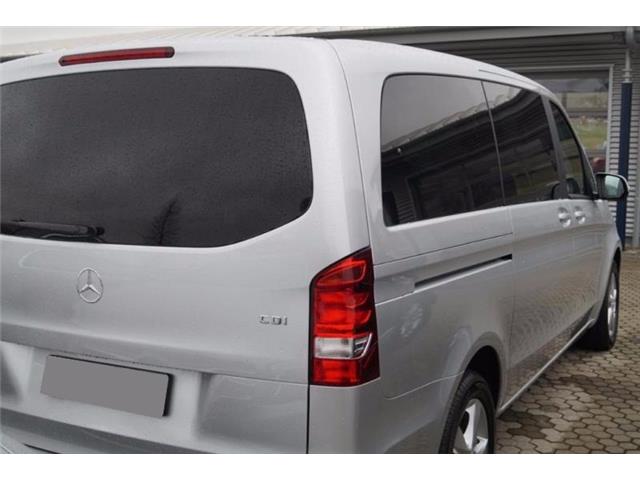 Mercedes-Benz V 220 CDI Aut. 7G Largo, Paq Sport, 7 PLAZAS,PDC, NAV