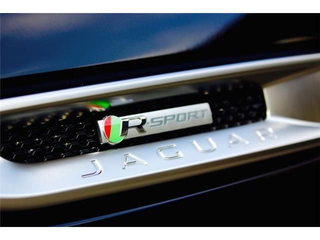 Jaguar F-Pace 3.0TDV6 R-Sport Aut. AWD, Cámara, Techo pano