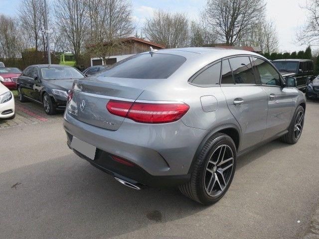 Mercedes-Benz GLE 400 Coupé 4Matic Aut. AMG Line, LED, Cámara, NAV, 21"