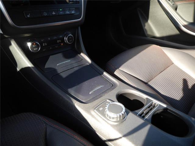 Mercedes-Benz CLA 250 Coupé Aut. Sport AMG Exclsv, Cámara, NAV, Harman