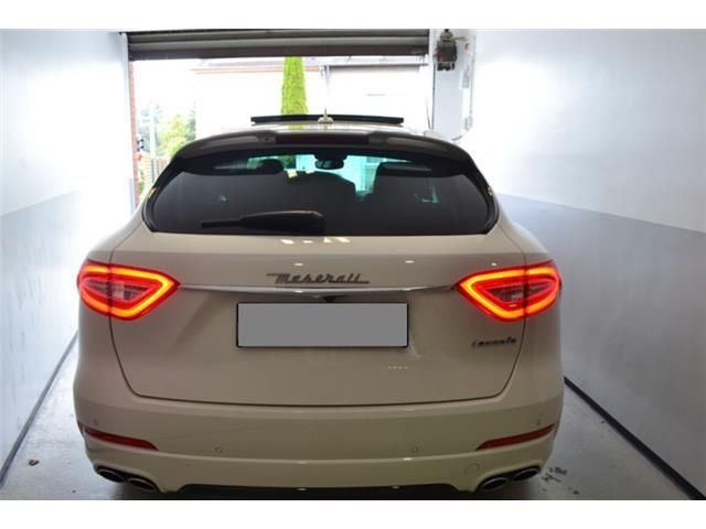 Maserati Levante Diesel Aut. Paquete Sport, Cámara, Techo pano, NAV