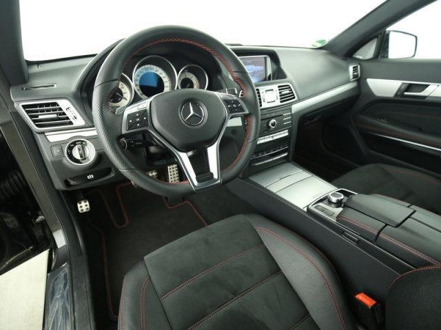 Mercedes-Benz E 220 Coupé dAut. 9G, Paquete AMG, Parktronic, NAV