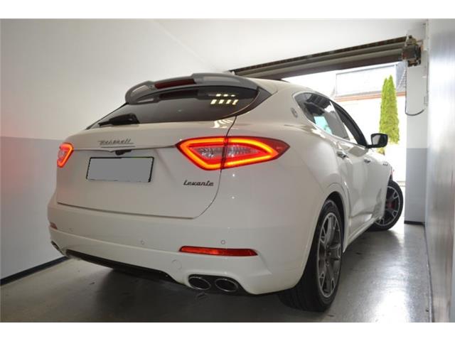 Maserati Levante Diesel Aut. Paquete Sport, Cámara, Techo pano, NAV