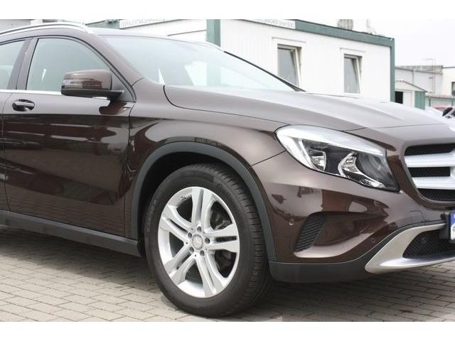 Mercedes-Benz GLA 180 Urban, Parktronic, Blind Spot, Attentn Assist, NAV