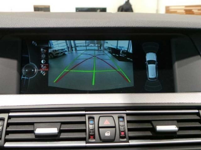 BMW 530 dA xDrive, Paquete M, Bi-xen, Cám, Techo pan, NAV