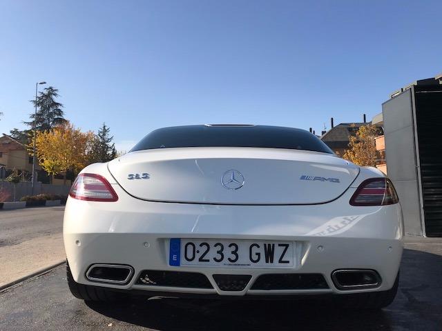 Mercedes-Benz SLS AMG IMPECABLE!!