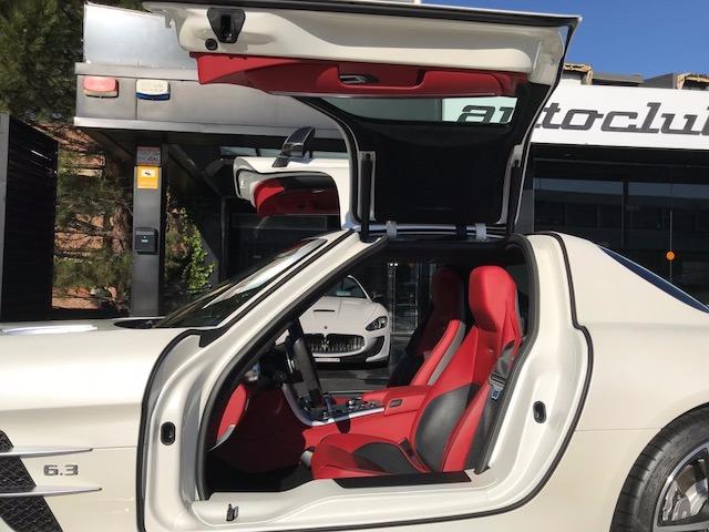 Mercedes-Benz SLS AMG IMPECABLE!!
