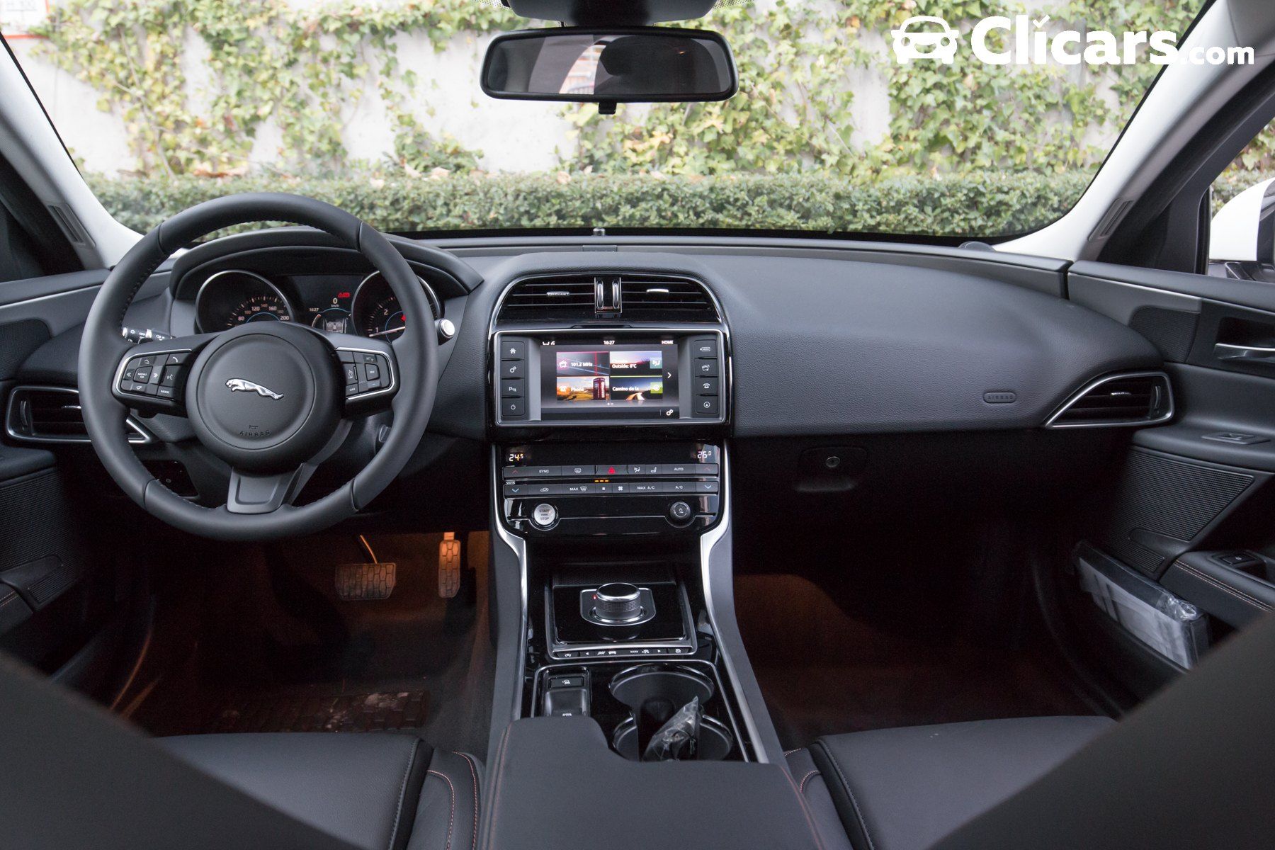 Jaguar XE 2.0 Diesel 132kW RWD Prestige Auto