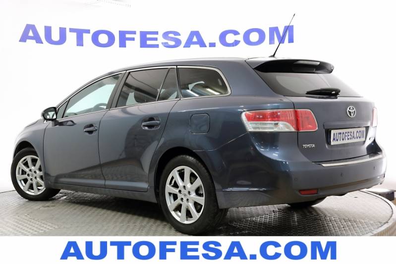 Toyota Avensis Cross Sport 2.0 D-4D 126cv Advance 5p