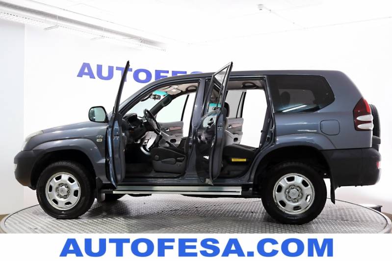Toyota Land Cruiser 3.0 D-4D 173cv GX 7 Plazas 4x4 5p
