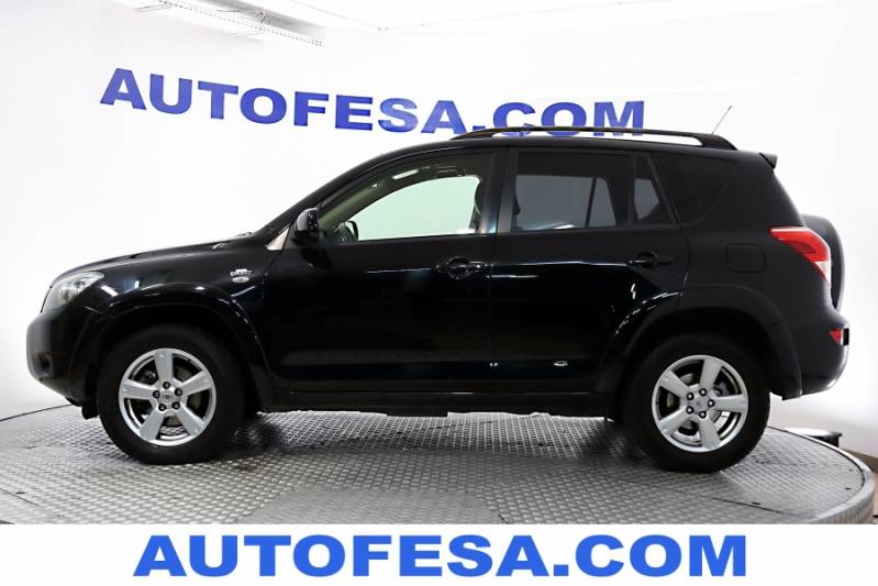 Toyota RAV 4 2.2 D-4D 177cv Clean Premium 5p 4x4