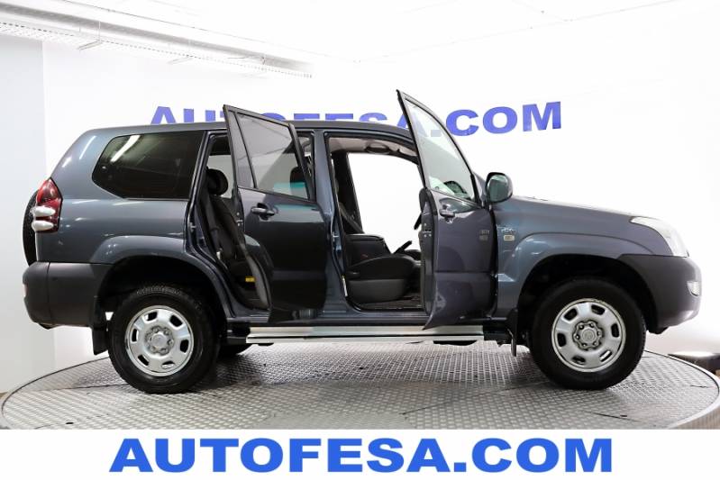 Toyota Land Cruiser 3.0 D-4D 173cv GX 7 Plazas 4x4 5p