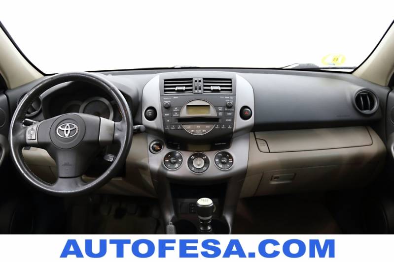 Toyota RAV 4 2.2 D-4D 177cv Clean Premium 5p 4x4