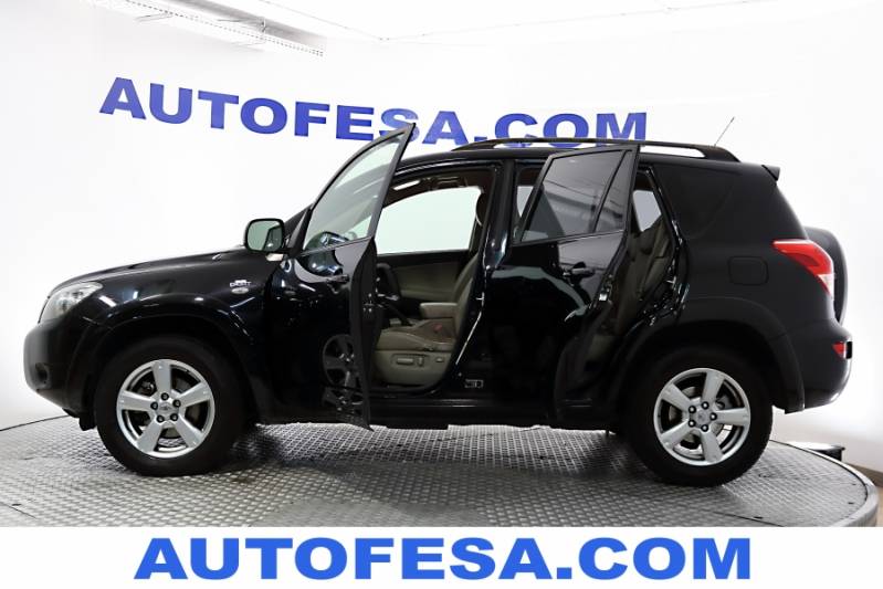 Toyota RAV 4 2.2 D-4D 177cv Clean Premium 5p 4x4