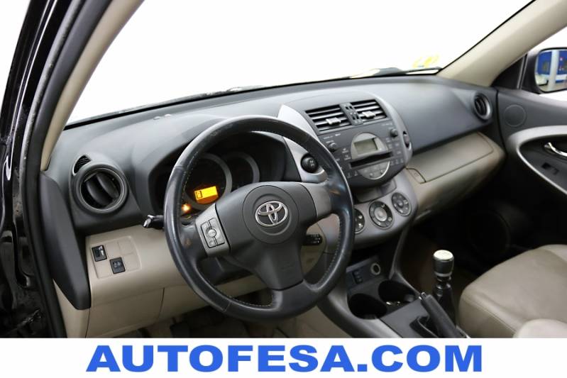 Toyota RAV 4 2.2 D-4D 177cv Clean Premium 5p 4x4