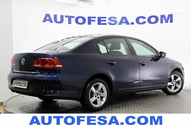 Volkswagen Passat 1.6 TDI 105cv BMT Edition 4p