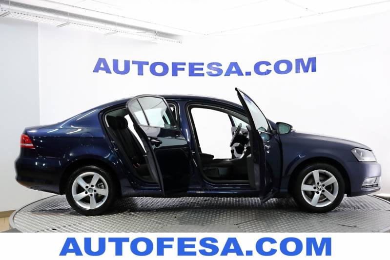 Volkswagen Passat 1.6 TDI 105cv BMT Edition 4p