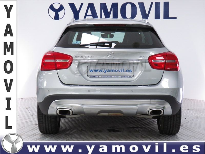 Mercedes-Benz GLA 200 200 AUTO. URBAN