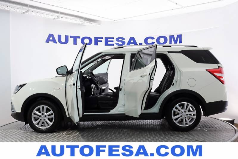 SsangYong Otros D16T 115cv Premium 4x2 5p