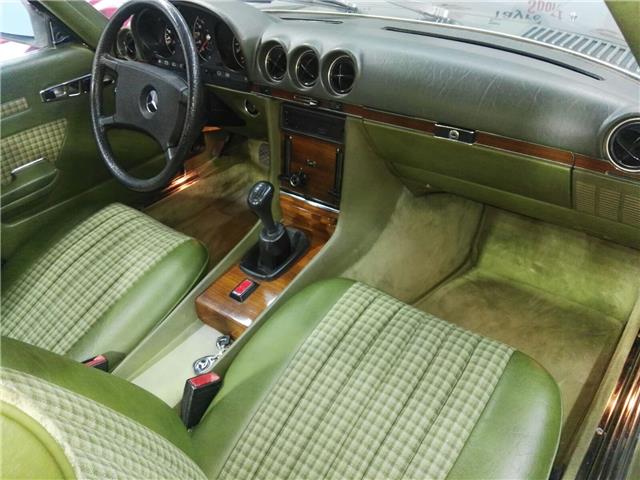 Mercedes-Benz SL 280 .