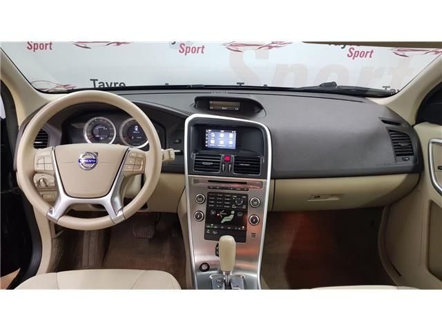 Volvo XC60 2.4 D5 AWD Momentum Auto
