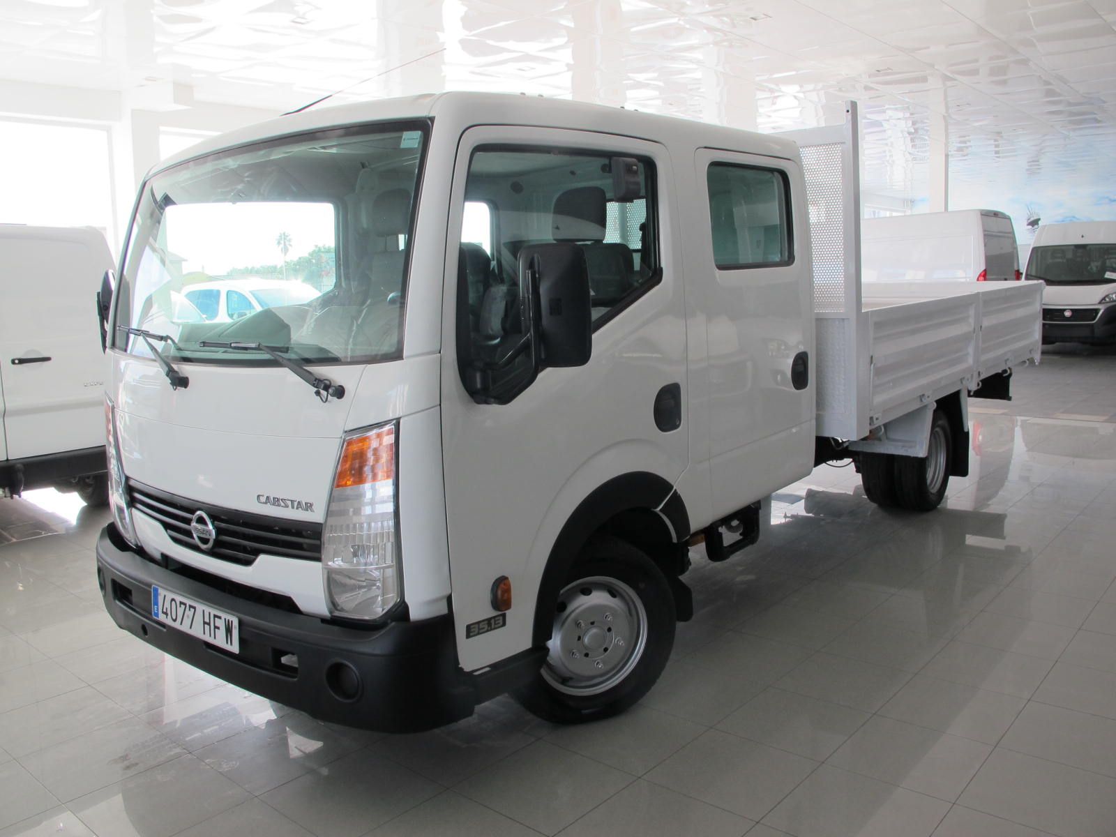 Nissan Cabstar 2.5 DCI 35.13/3 CAJA FIJA