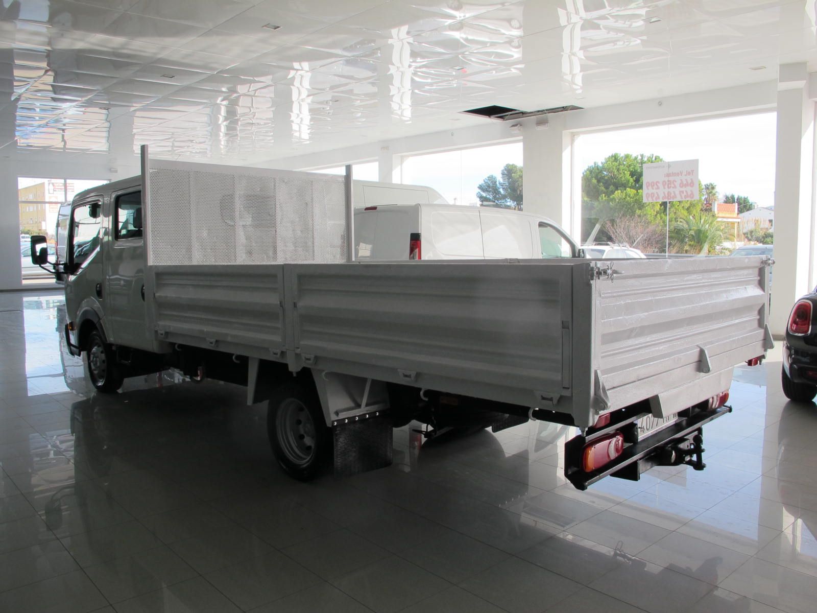 Nissan Cabstar 2.5 DCI 35.13/3 CAJA FIJA