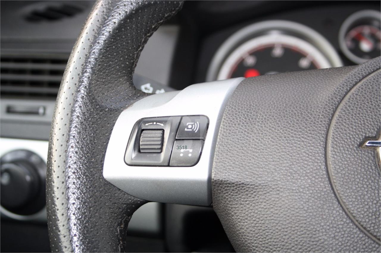 Opel Astra GTC 1.9 CDTi 150 CV Sport