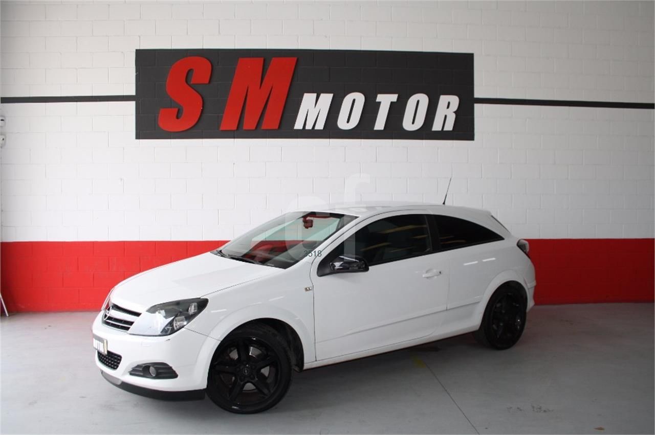 Opel Astra GTC 1.9 CDTi 150 CV Sport