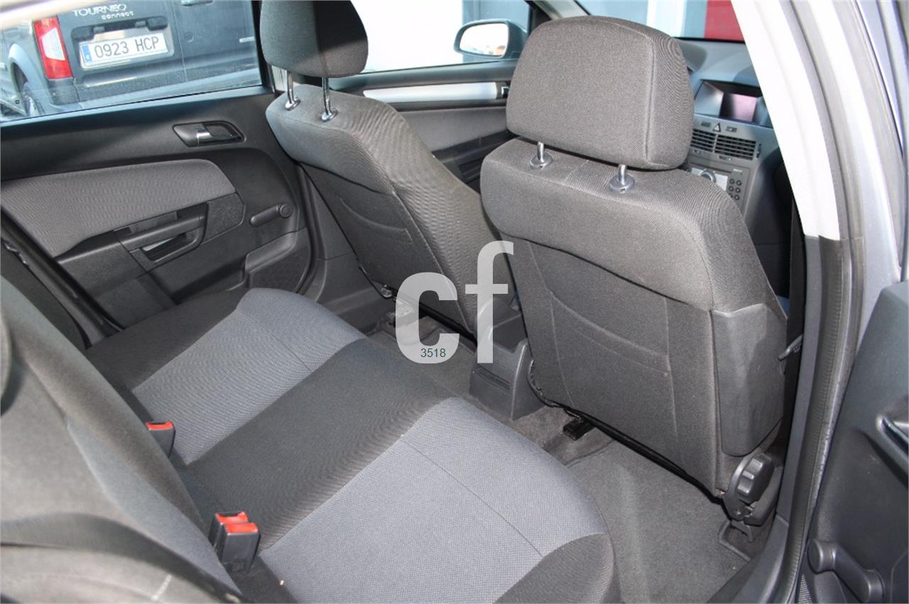 Opel Astra 1.7 CDTi Enjoy 100 CV