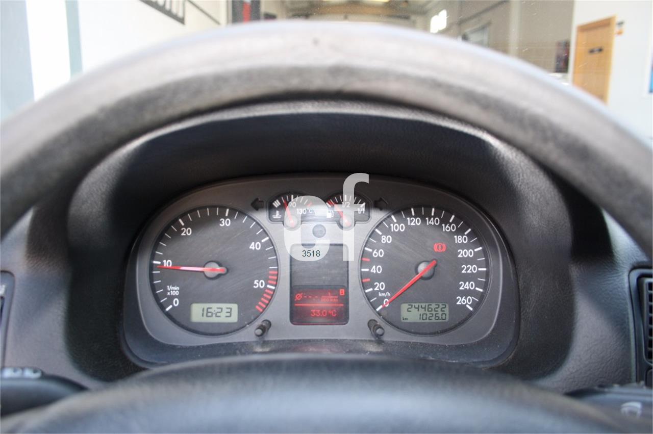 Volkswagen Golf 1.9 TDi Advance 100CV