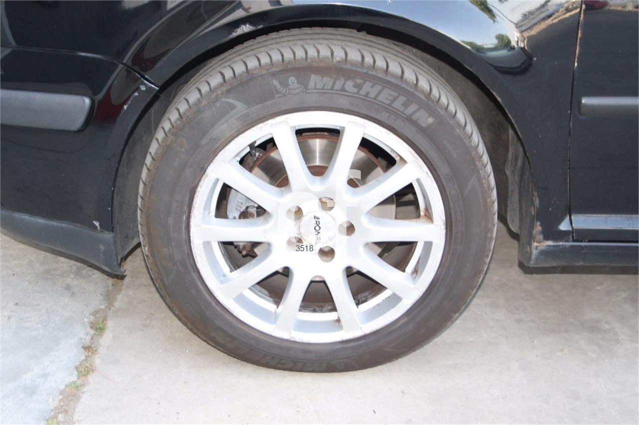 Volkswagen Golf 1.9 TDi Advance 100CV