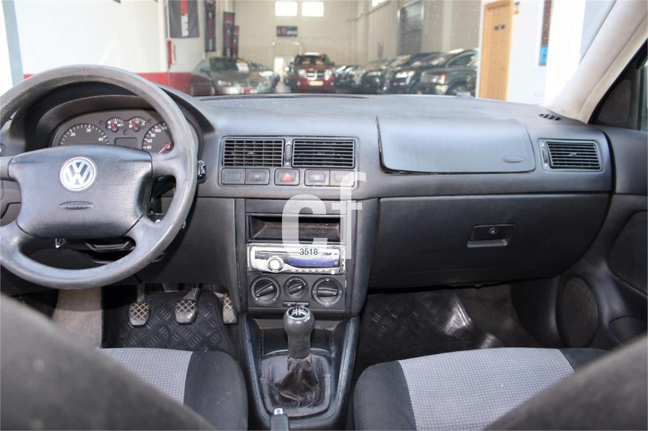 Volkswagen Golf 1.9 TDi Advance 100CV