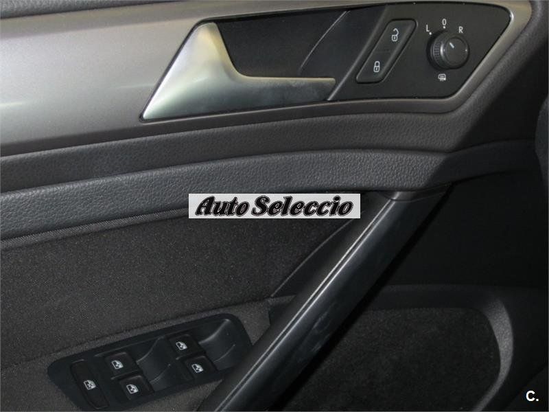 Volkswagen Golf VOLKSWAGEN GOLF BUSINESS 1.2 TSI 110CV BMT 5P.