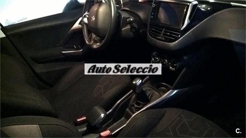 Peugeot 2008 PEUGEOT 2008 STYLE 1.6 BLUEHDI 100 5P.